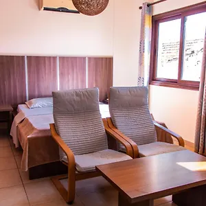 lakis-court.hotelsatayianapa.com/